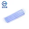 Couverture de piscine bleue