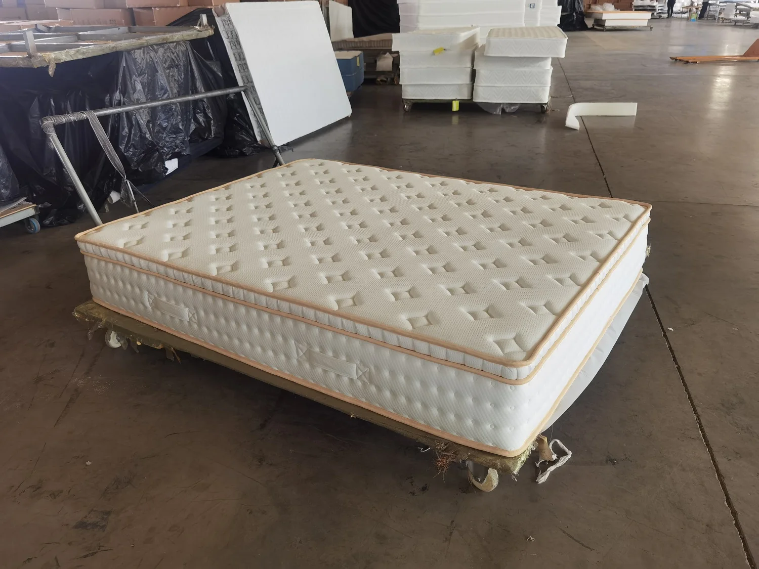 Zhiyuan Fireproof Uk Standard Pocket Spring Mattress Gel Infused Memory