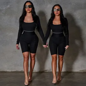 Huili Manufacturer Oem High Quality Two Piece Low Neck Skinny Workout Sports Gym Fitness Black Shorts Activewear Sets for Women