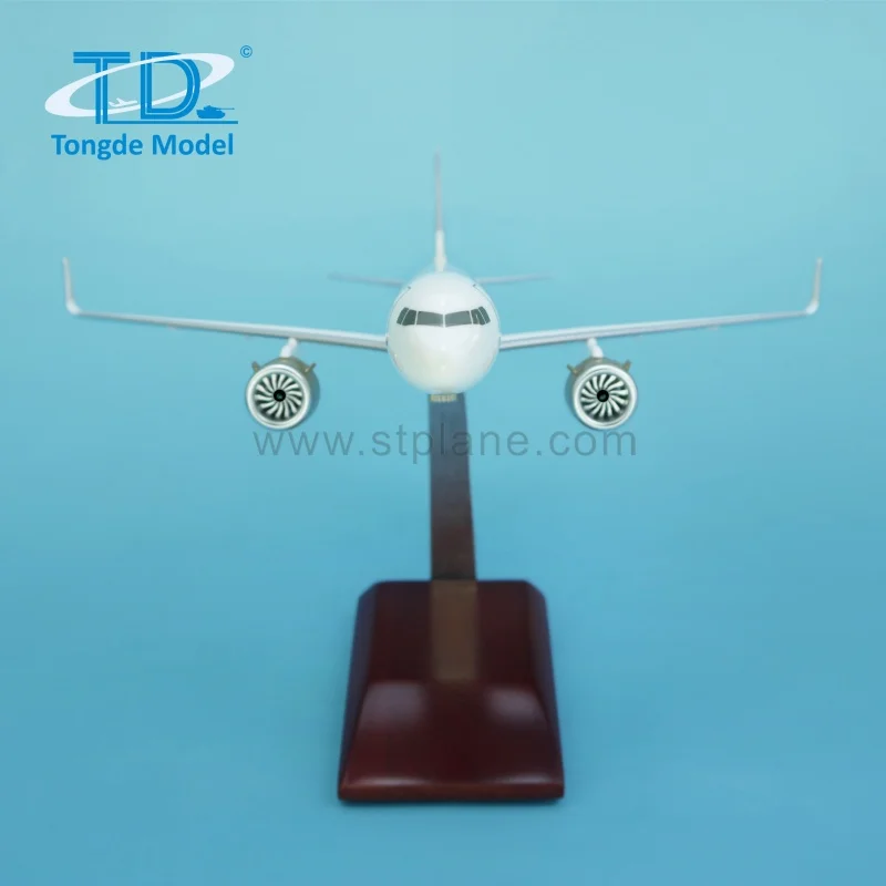 Gulf Air Airbus A320neo 1/150 Scale 25cm Resin Crafted Simulation