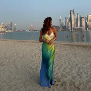 Gradient Color Exotic Spaghetti Strap Deep V Backless Maxi Dress for Women Stylish Beach Dress Odm Manufacturer Custom