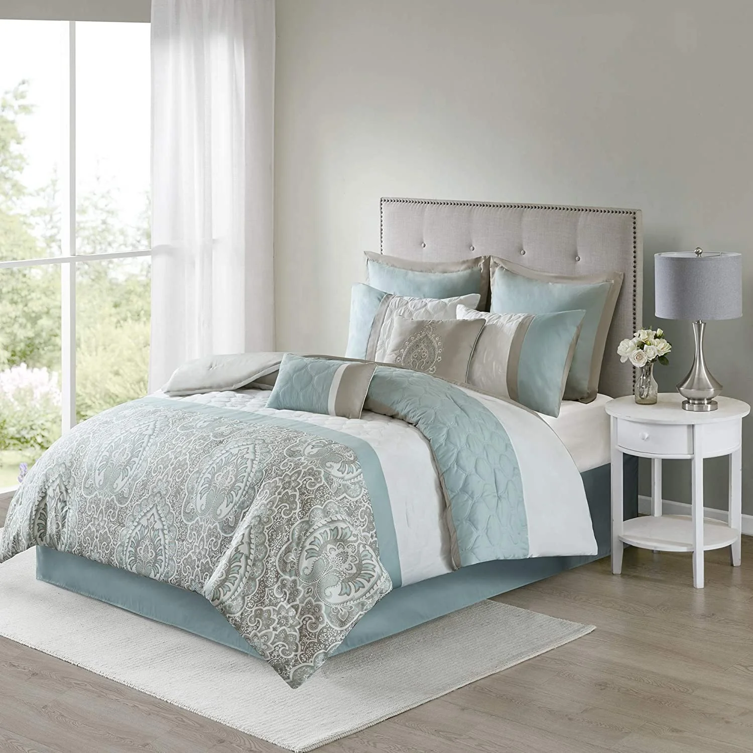 7PC Comforter Set Queen Bed in Solid Color - China Queen Comforter Set and  Sage Green Comforter price