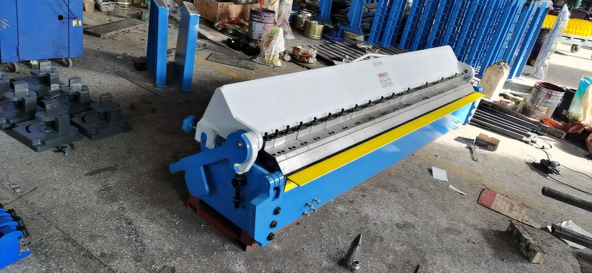 Конкурентоспособная цена W2.5X1220A Сковорода и коробка тормоза гидравлической складной машины