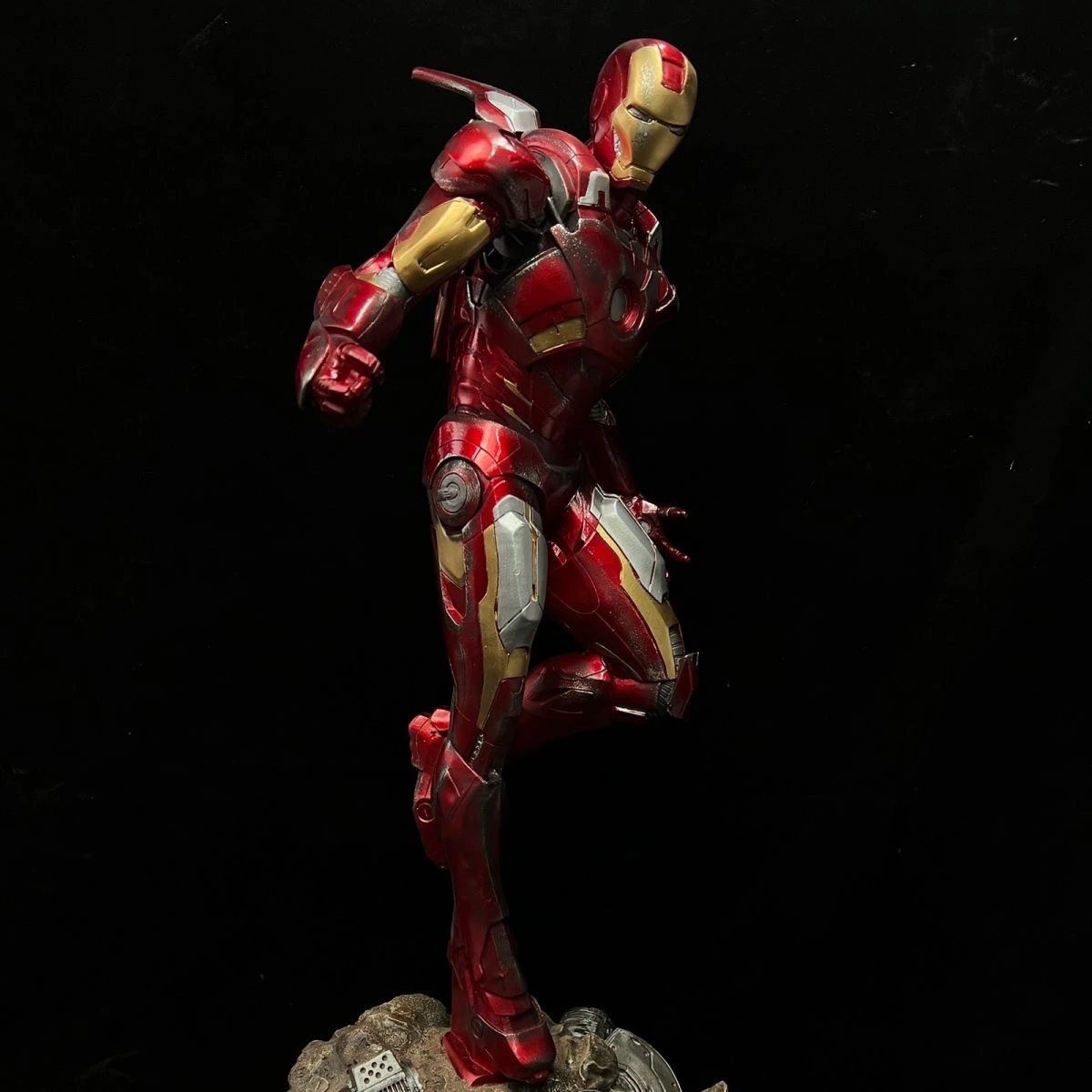 Creative Resin Crafts Statue Marvel Ironman Model MK7 Action Figure Artificial Sculpture Ornaments Toys for Sale