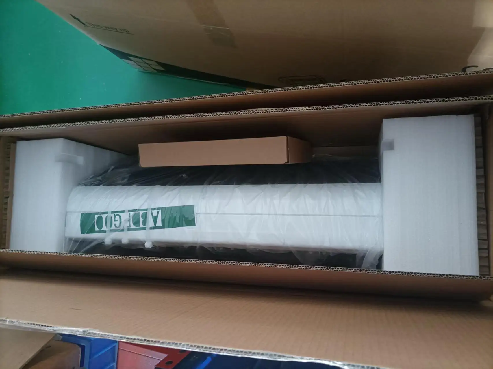 Packaging & shipping specifications