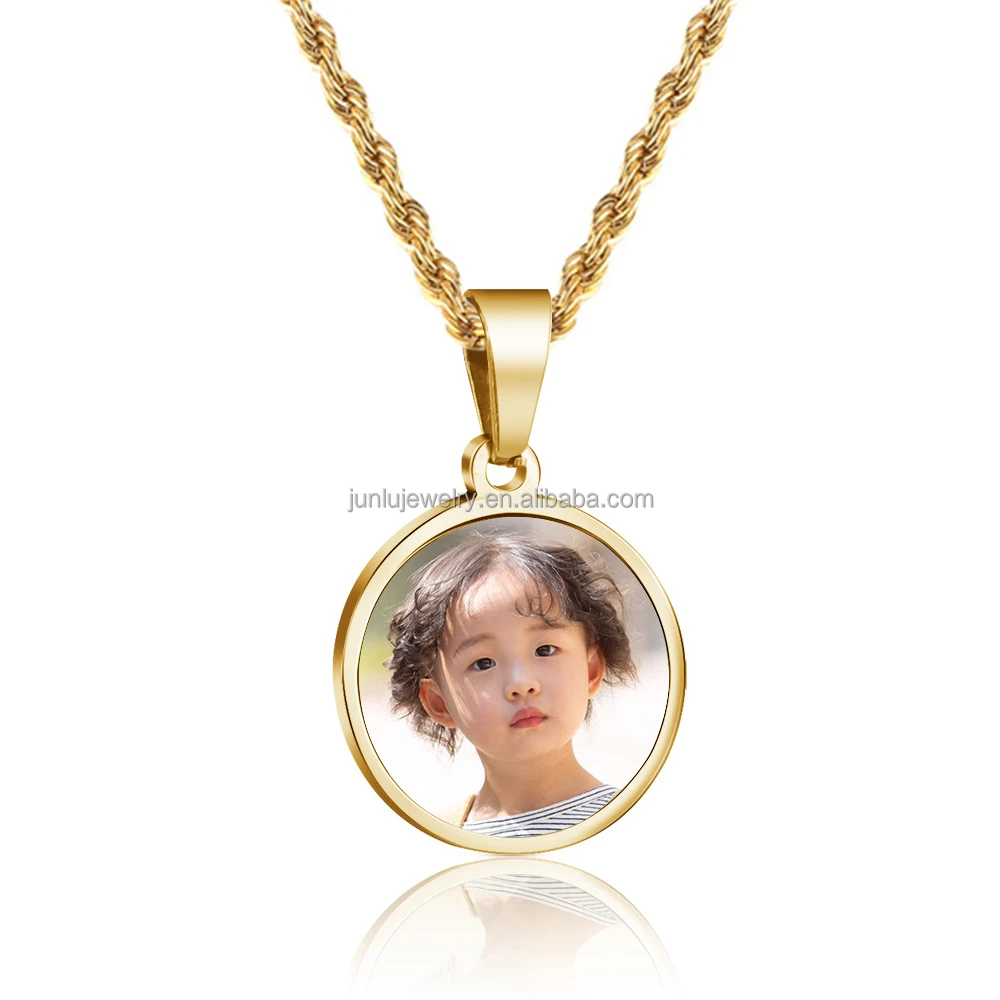 Projection Necklace丨Personalised Best Photo Projection Necklace With Your  Photo