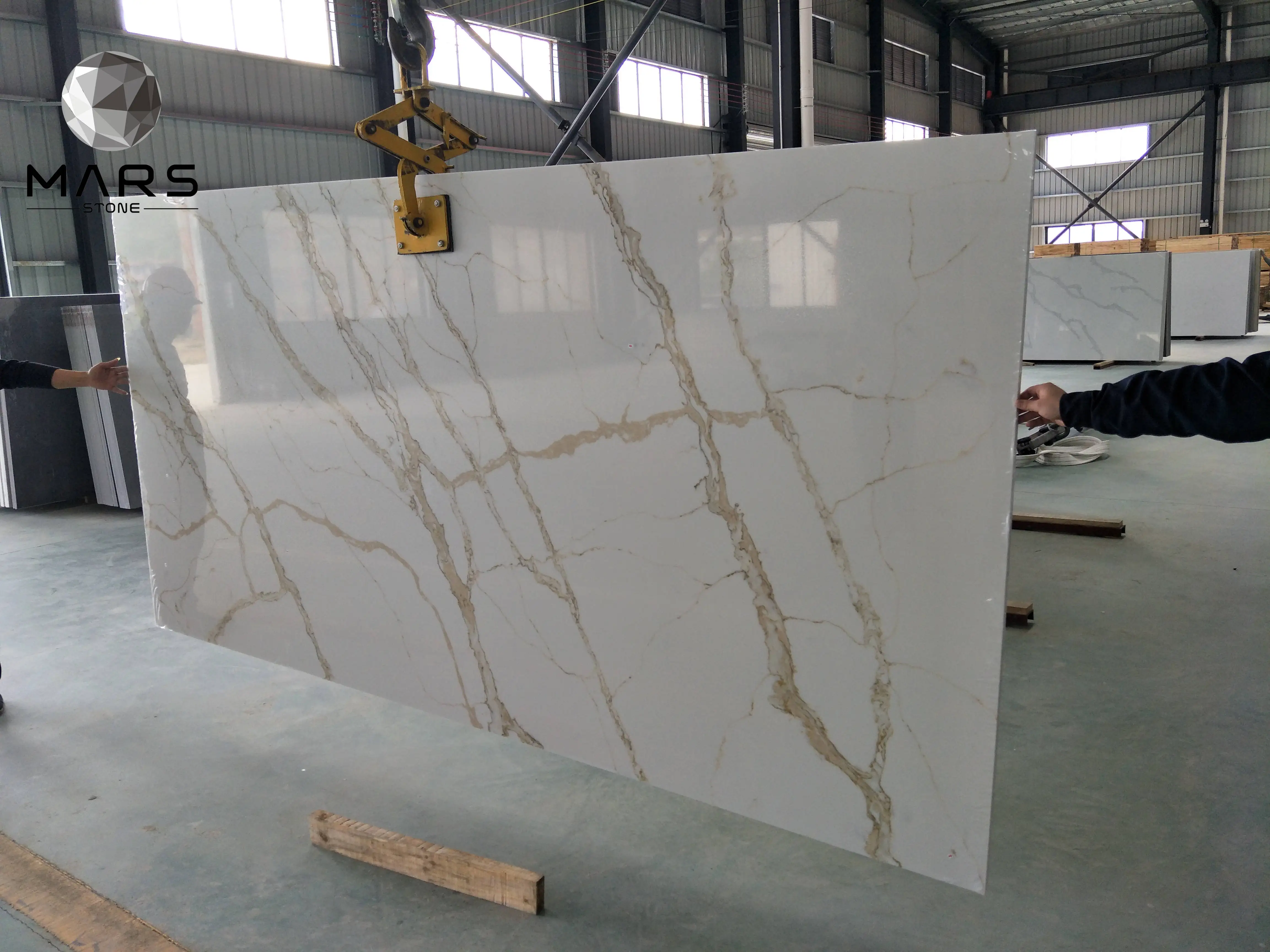 Good Price Calacatta Gold Veins Quartz Slab And Gold Quartz Stone And