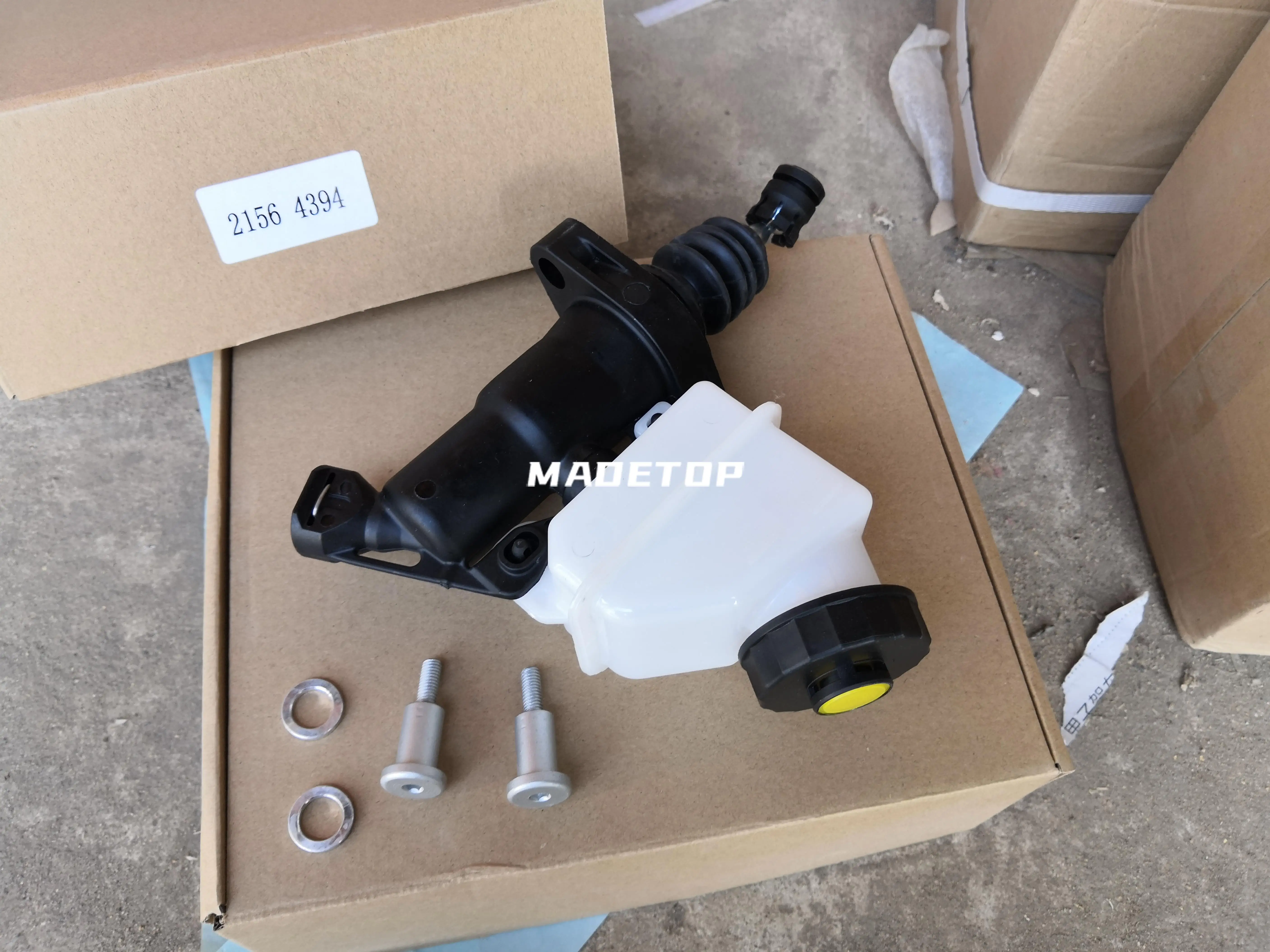 Madetop Factory Truck Parts Air Brake Valve Clutch Master Cylinder 