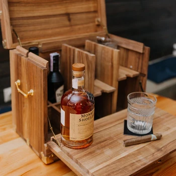 Custom Wine & Whiskey Box -   Wooden whiskey boxes, Wooden