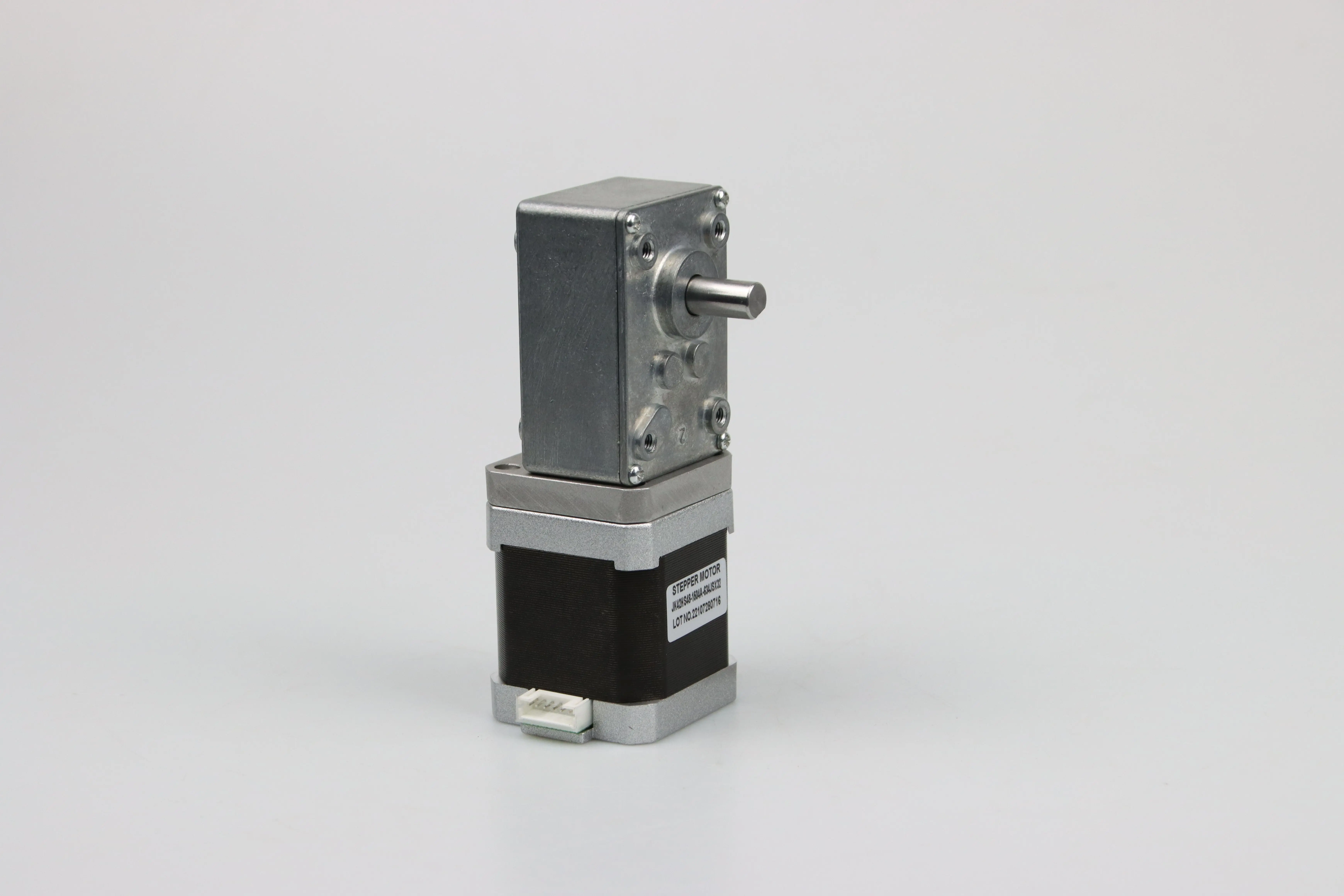 Motore Passo-Passo Nema 17 Con Riduttore Planetario 5:1 – 0.4A 12/24V – Lunghezza 33mm