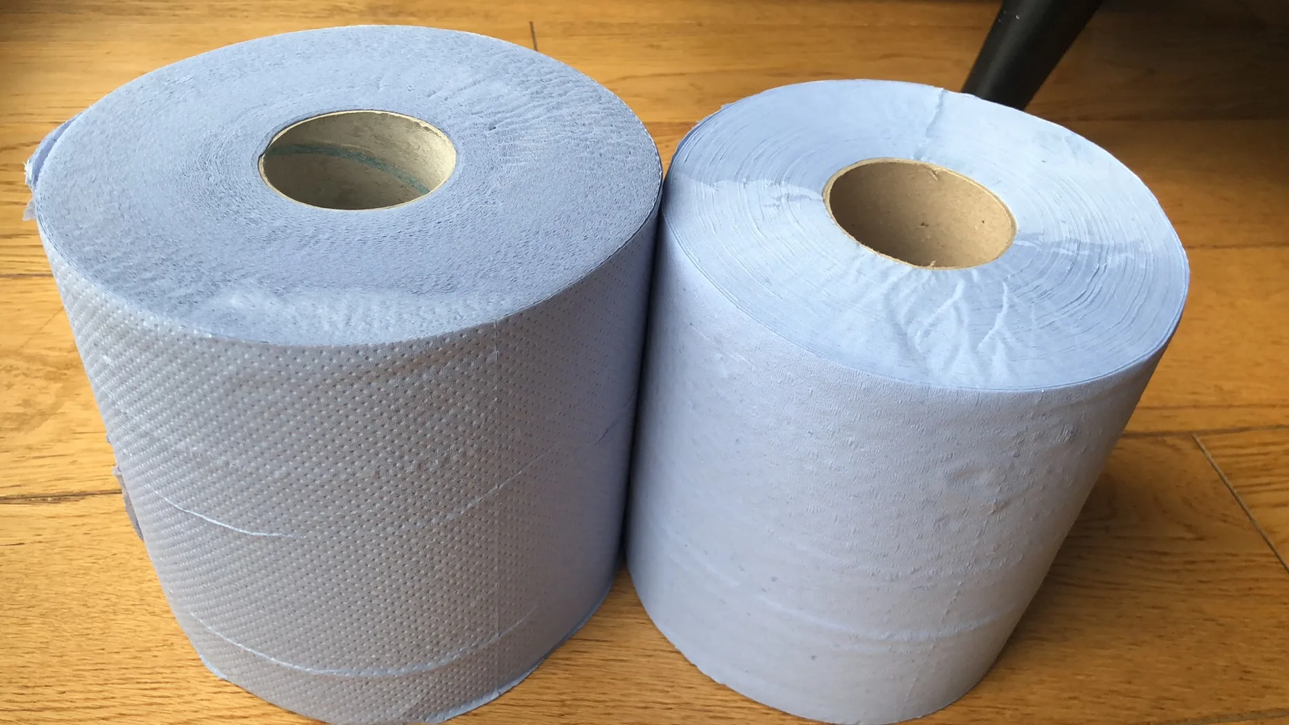 6 x BLUE 2 PLY CENTREFEED PAPER TOWEL ROLLS