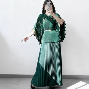 Factory Wholesale Women's Fashion Two-piece Loose Casual Top and Skirt Set High Quality Miyake Pleated Set