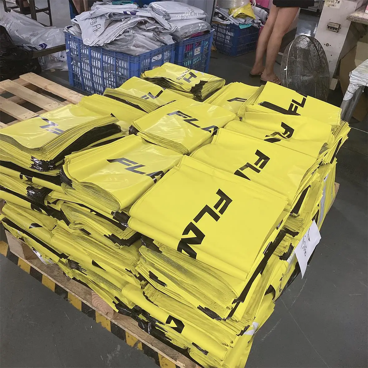 Black Poly Malers Shppng Bags Plastc Envelopes 9x12 10x13 12x15.5 Black Poly Malers Shppng Bags Plastc Envelopes 9x12 10x13 12x15.5