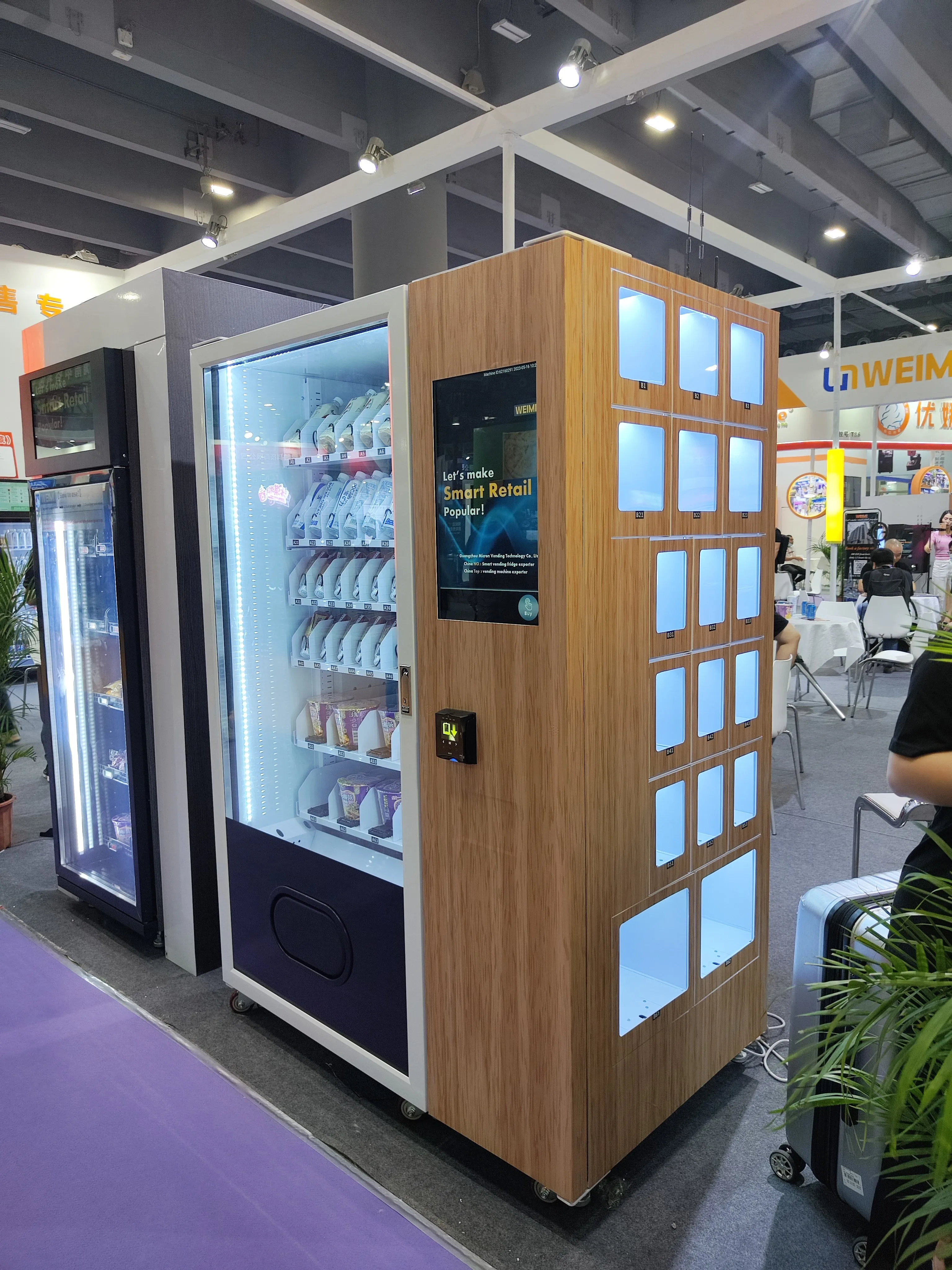 Spiral Vending Machine With Lockers Snack And Drink Vending Machine For ...