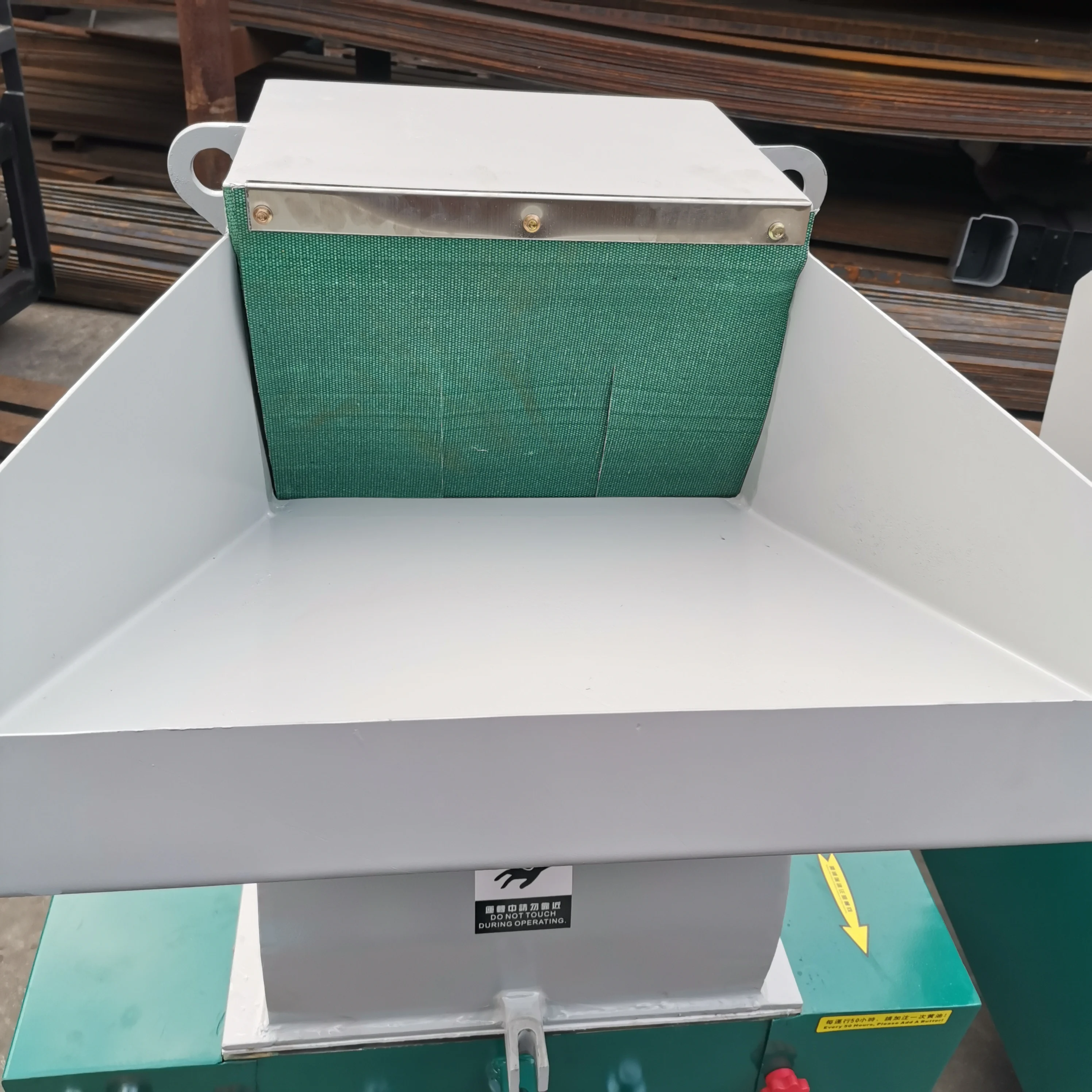 Машина для измельчения труб HDPE NJWG 300/машина для измельчения отходов древесины для измельчения лома поддонов/досок/пластин