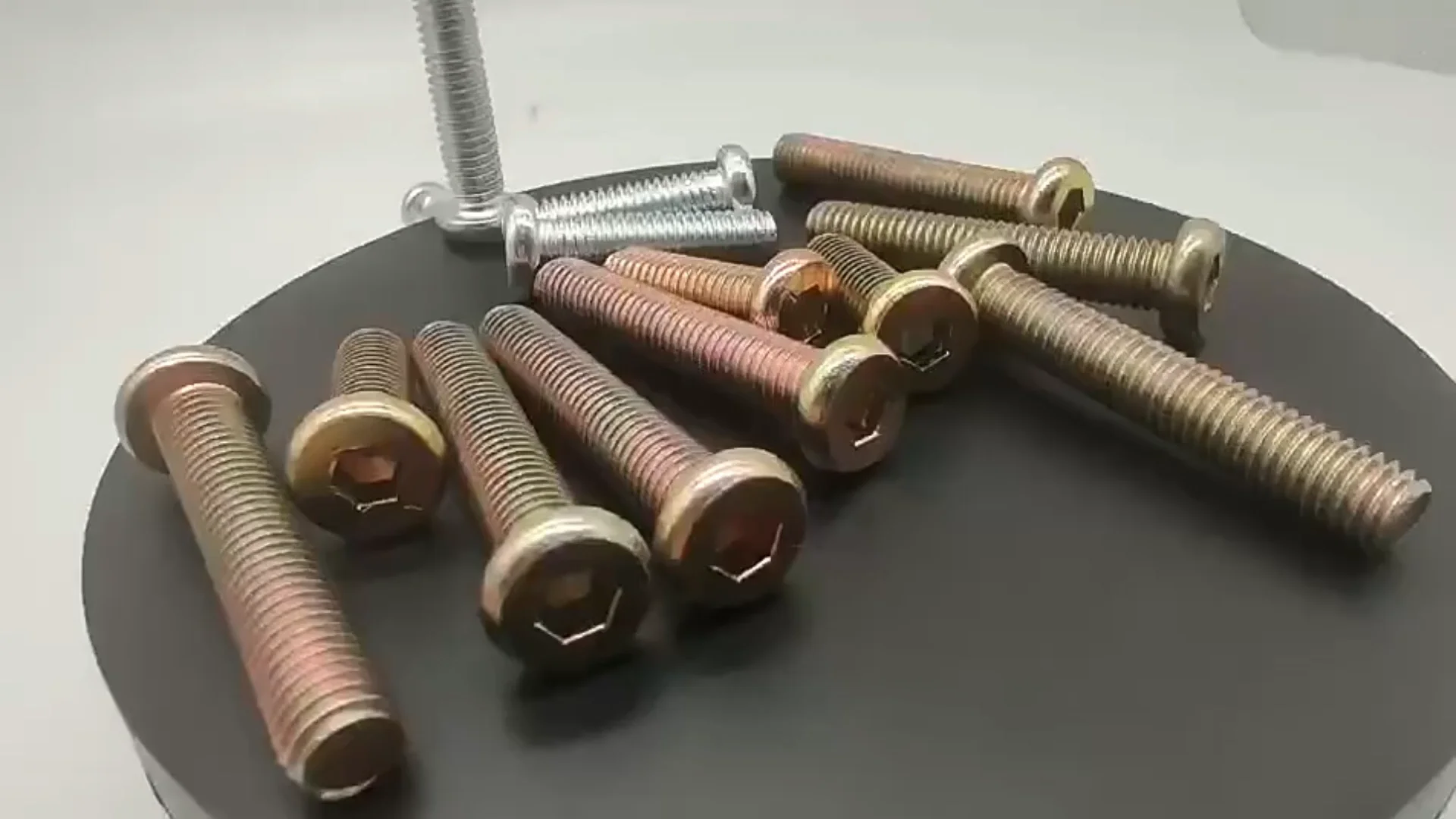 Wholesale Carbon Steel Mfznc Heavy Duty Furniture Bolt Screws Connector Furniture Insert Nut