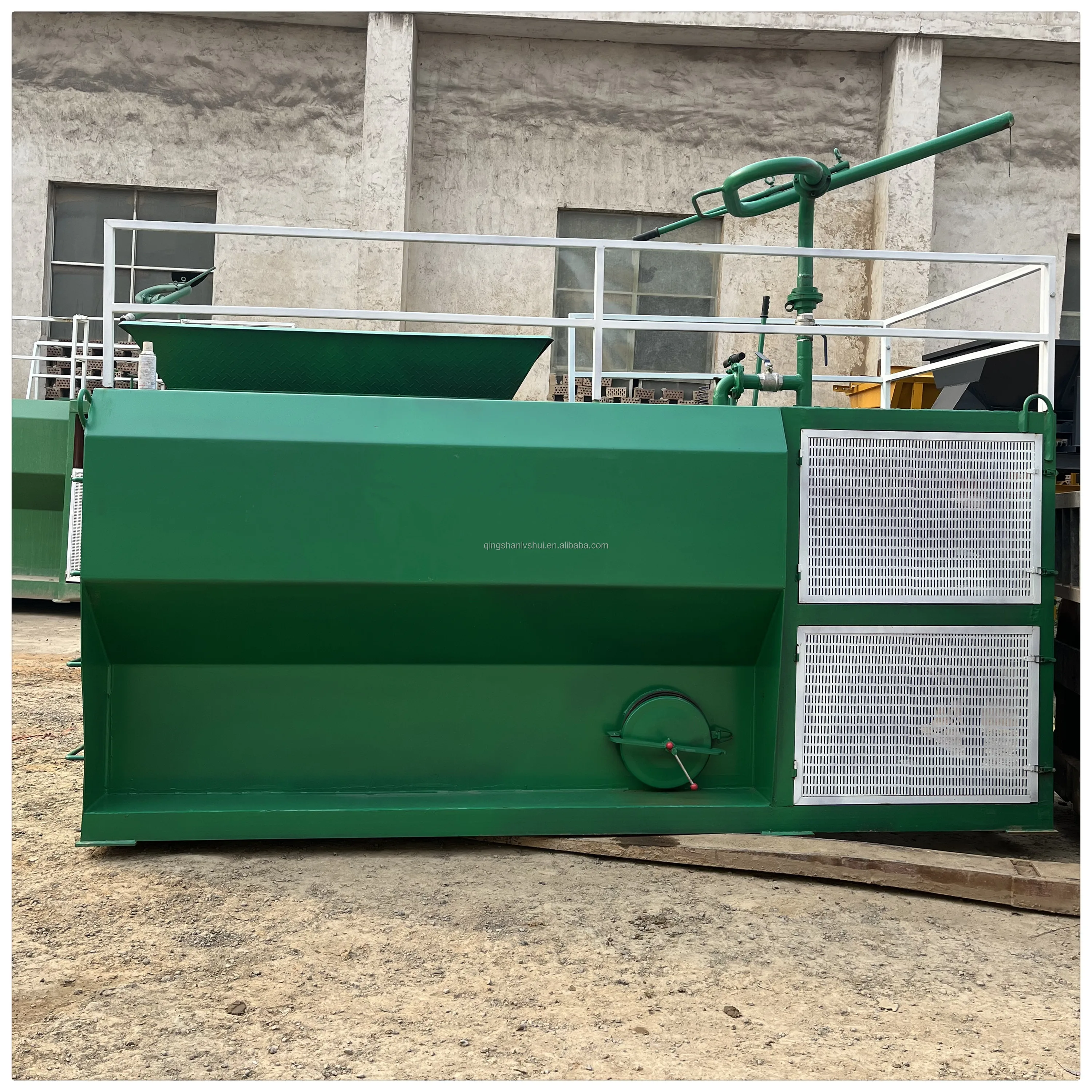 Hydraulic Hydroseeder With Wheel Mobile Spray Seeding Machine - Buy