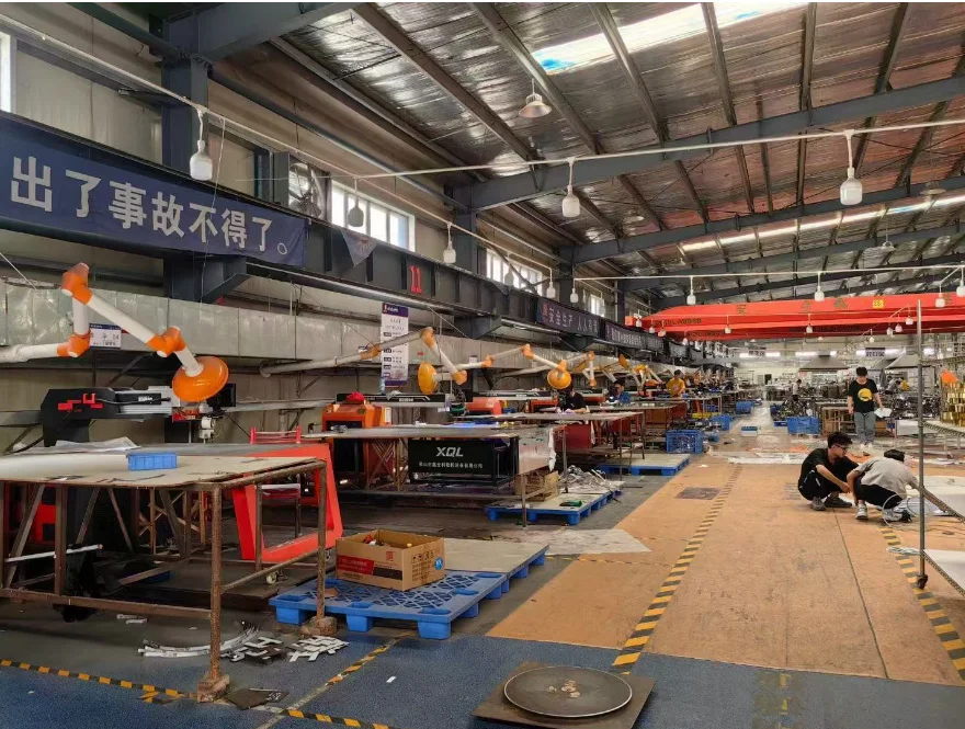 Guangzhou Creative Era Material Co., Ltd. 1
