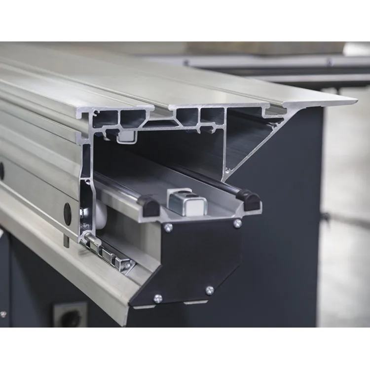High-Accuracy Horizontal Wood Board Panel Saw Machine 220V New and Used for Furniture Manufacturing