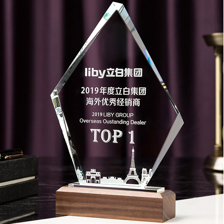 Professional Factory Crafts custom crystal glass wood trophy details