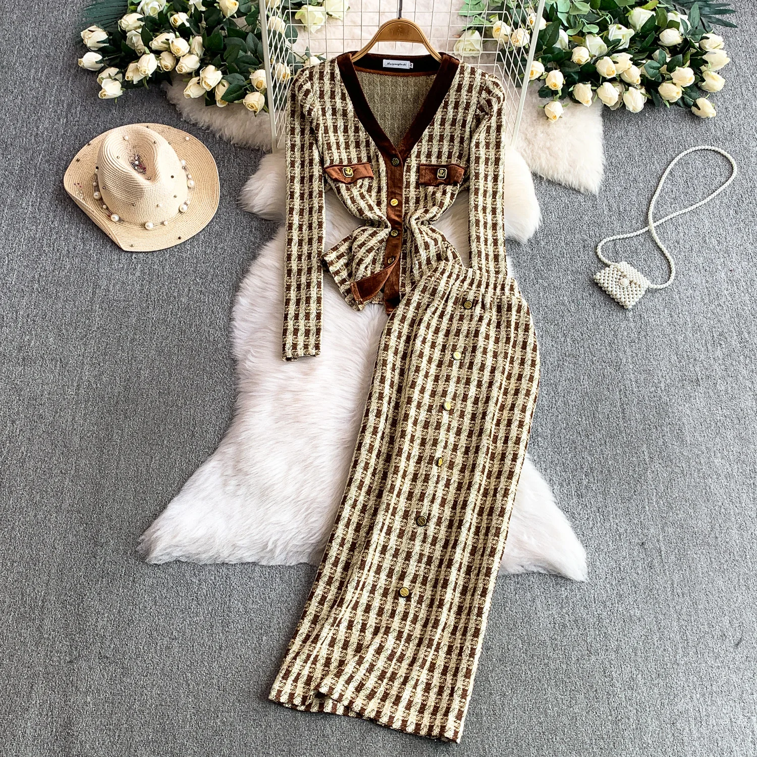Women'S Ladies Cheap 2 Pcs Set Color Block Velvet Slim Fit Dress Set With Metal Buttons Elegant Two-Piece Female| Alibaba.com Women'S Ladies Cheap 2 Pcs Set Color Block Velvet Slim Fit Dress Set With Metal Buttons Elegant Two-Piece Female| Alibaba.com