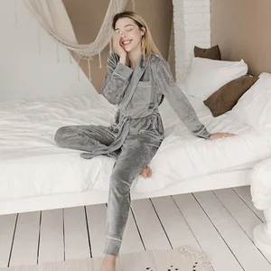 New Model Luxury Flannel Nightgown Loose Women Winter Warm Flannel Swan Velvet Thicken Sleepwear Long Bathrobe