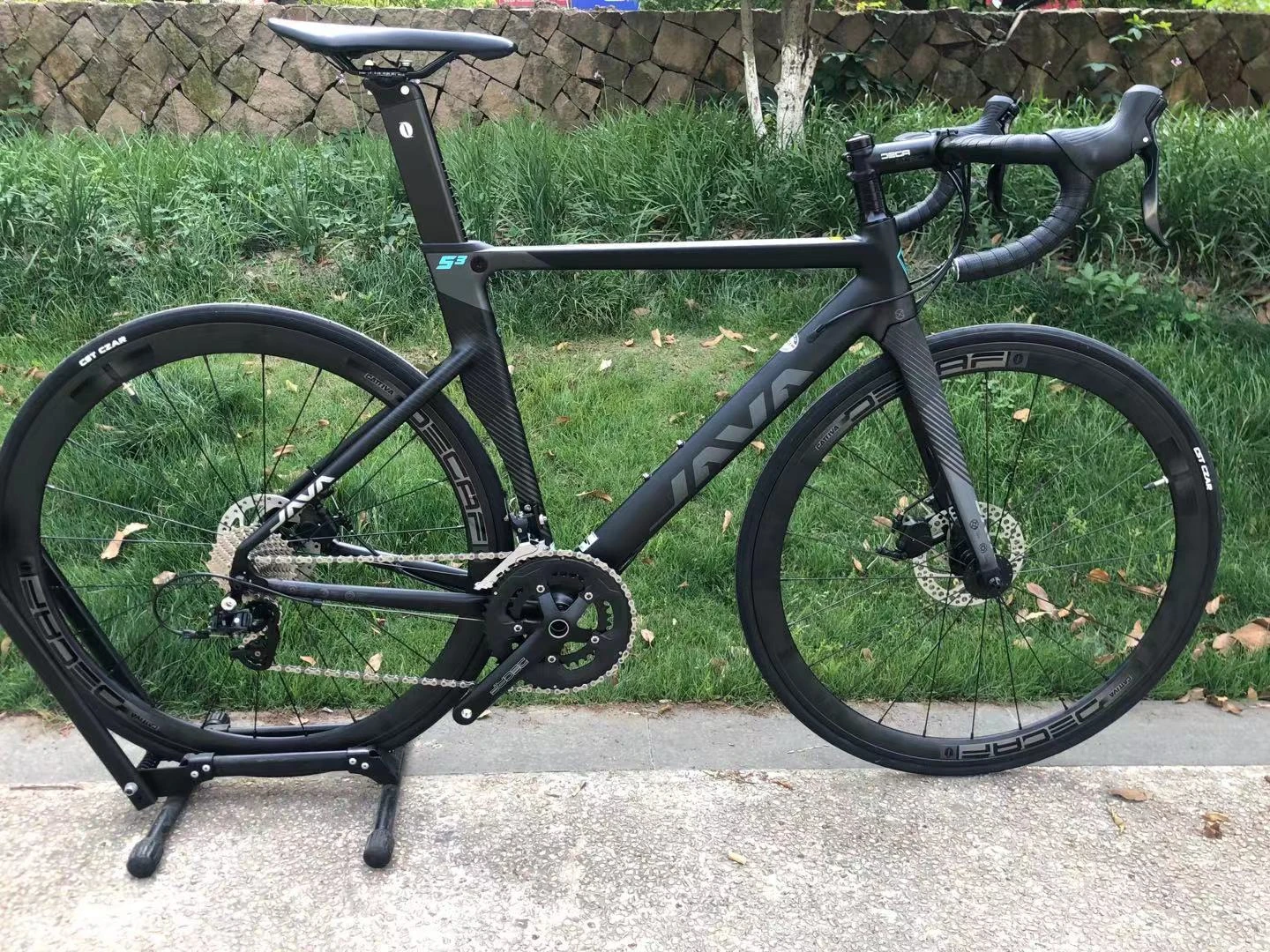 JAVA Siluro 3 Road Bike - 22 Speed Carbon Fiber Bicycle with Aluminum ...