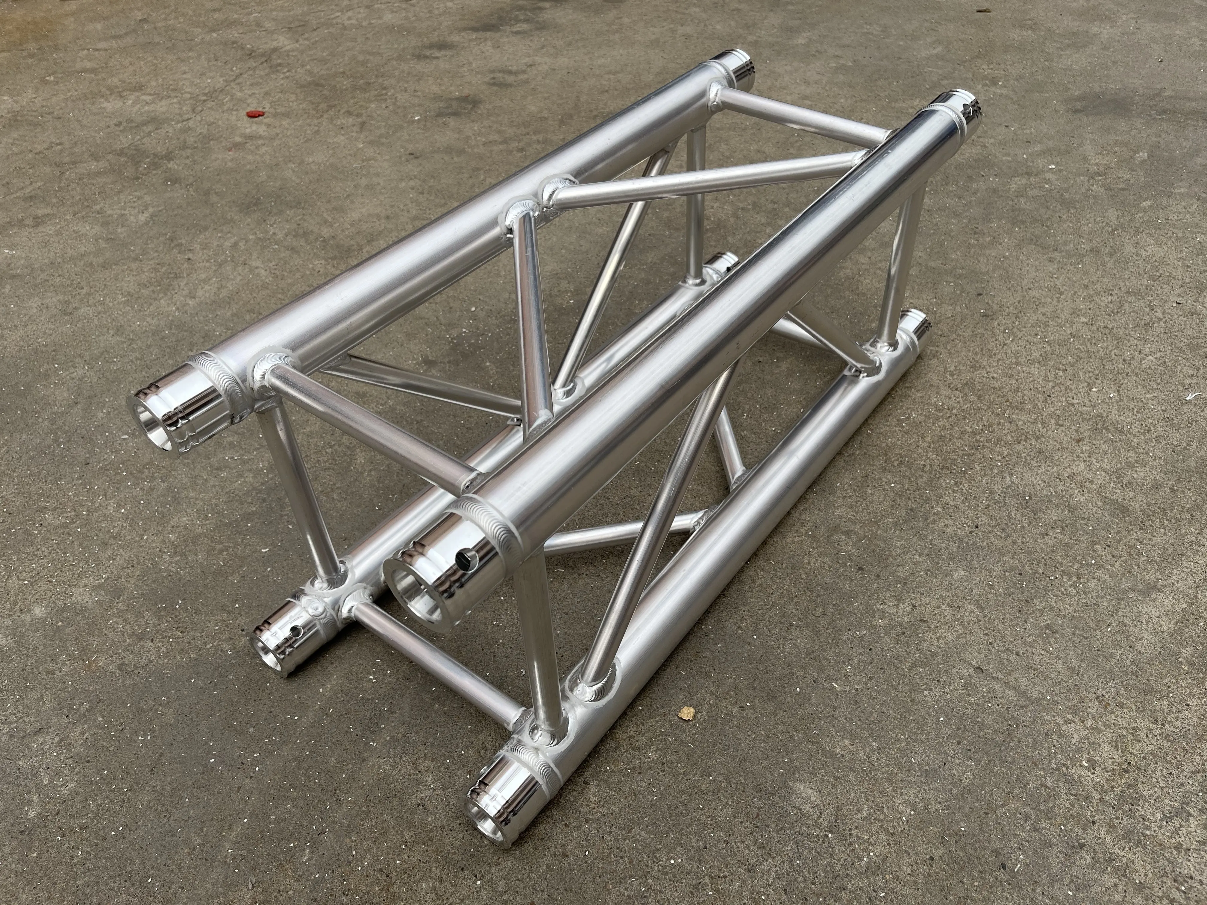 300*300mm Hot Selling High Load Bearing Aluminum Truss for Exhibition and Concert details