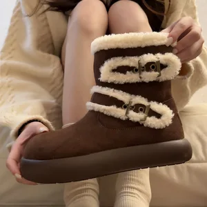 Wholesale winter fashion design warm boots, customized women's snow boots, thick soled, height increasing buckle boots