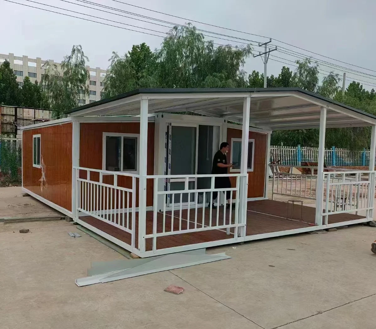CGCH 20ft Expandable House Container Modular House Prefabricated Office Meeting Room Dormitory Solar Tiny House