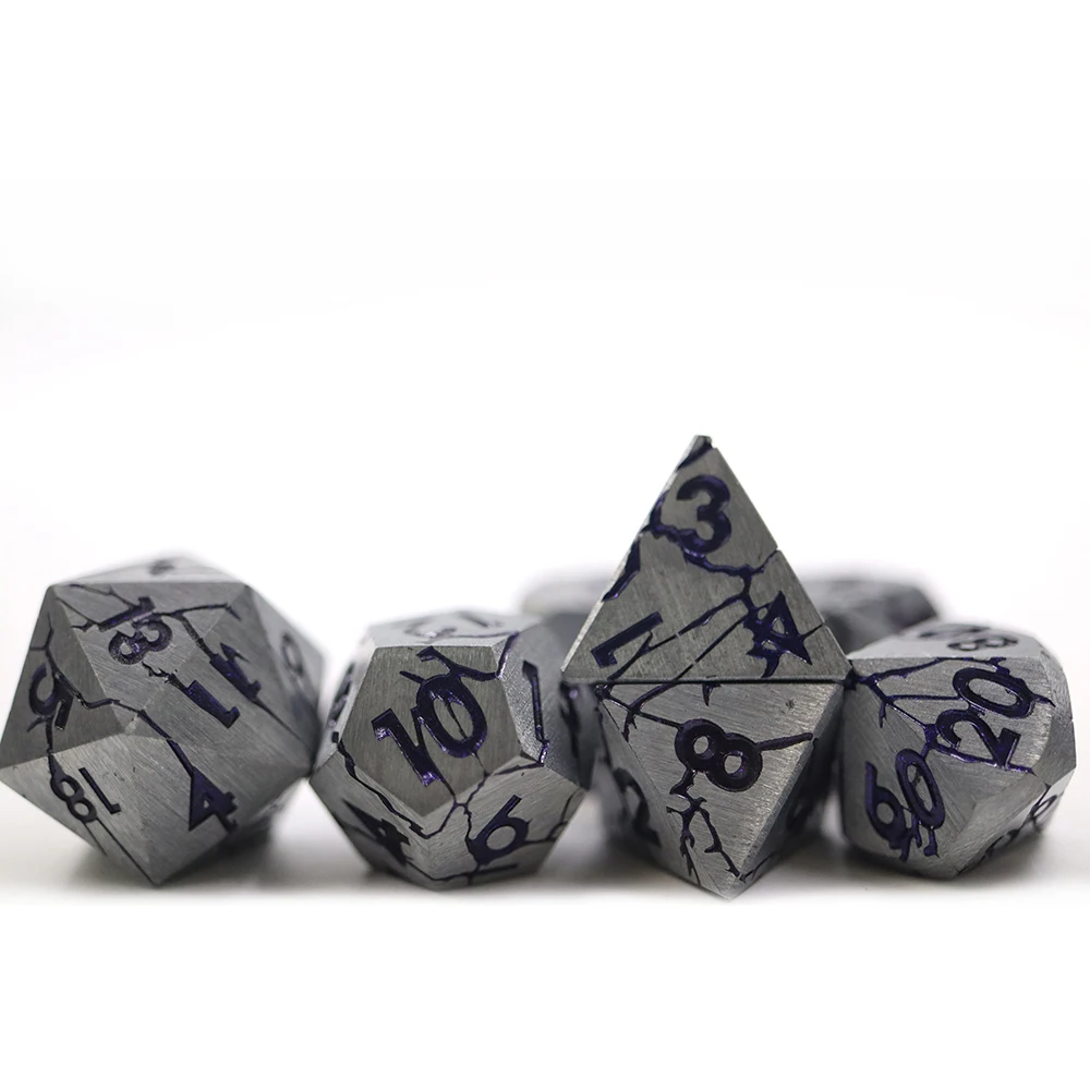 7pcs ドラゴンボールアンドドラゴンズ DND サイコロセット 亜鉛合金 クラックスタイル ゲーム用サイコロ