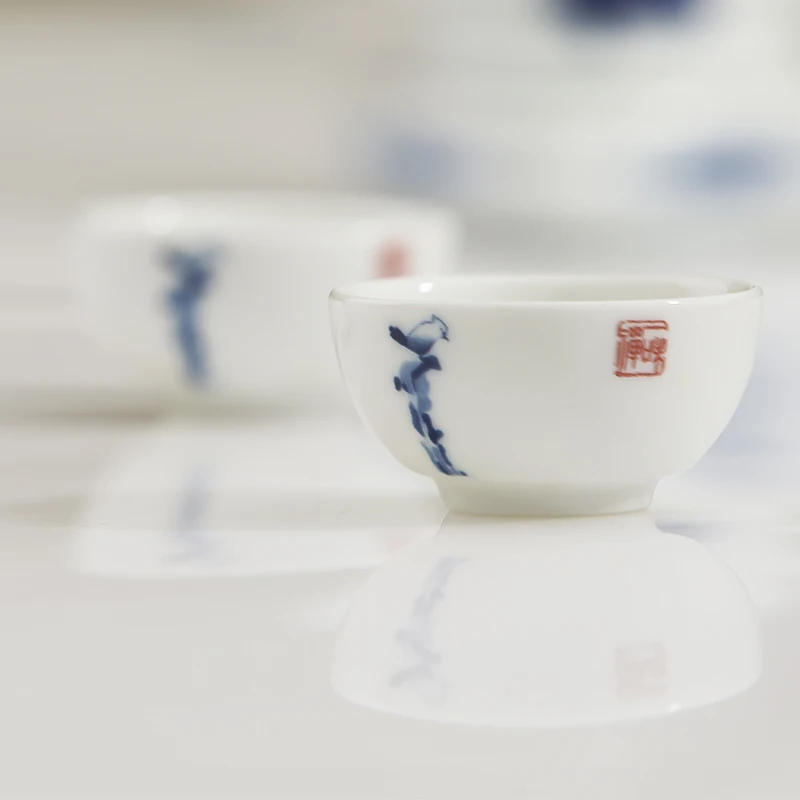 Hot selling antique Chinese tea accessories traditional kongfu tea set with customize logo supplier