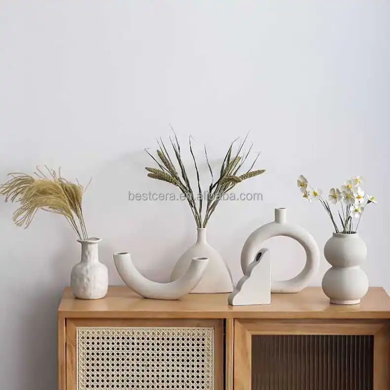 Nordic donut vase high-quality tabletop vase ins flower arrangement ivory white ceramic vase for home decor
