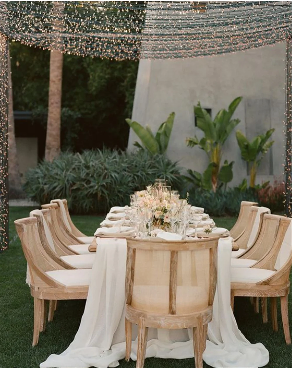 2023 American Style Rattan Back Solid Birch Wooden Chairs For Wedding