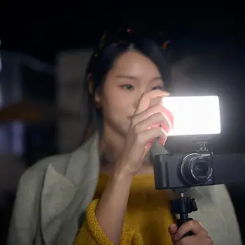 Godox MA5R RBG LED Light Magnetic Charging Full-Color Mini on Camera Lights Selfie Fill Lighting Color Temperature 1800K-10000K detail image