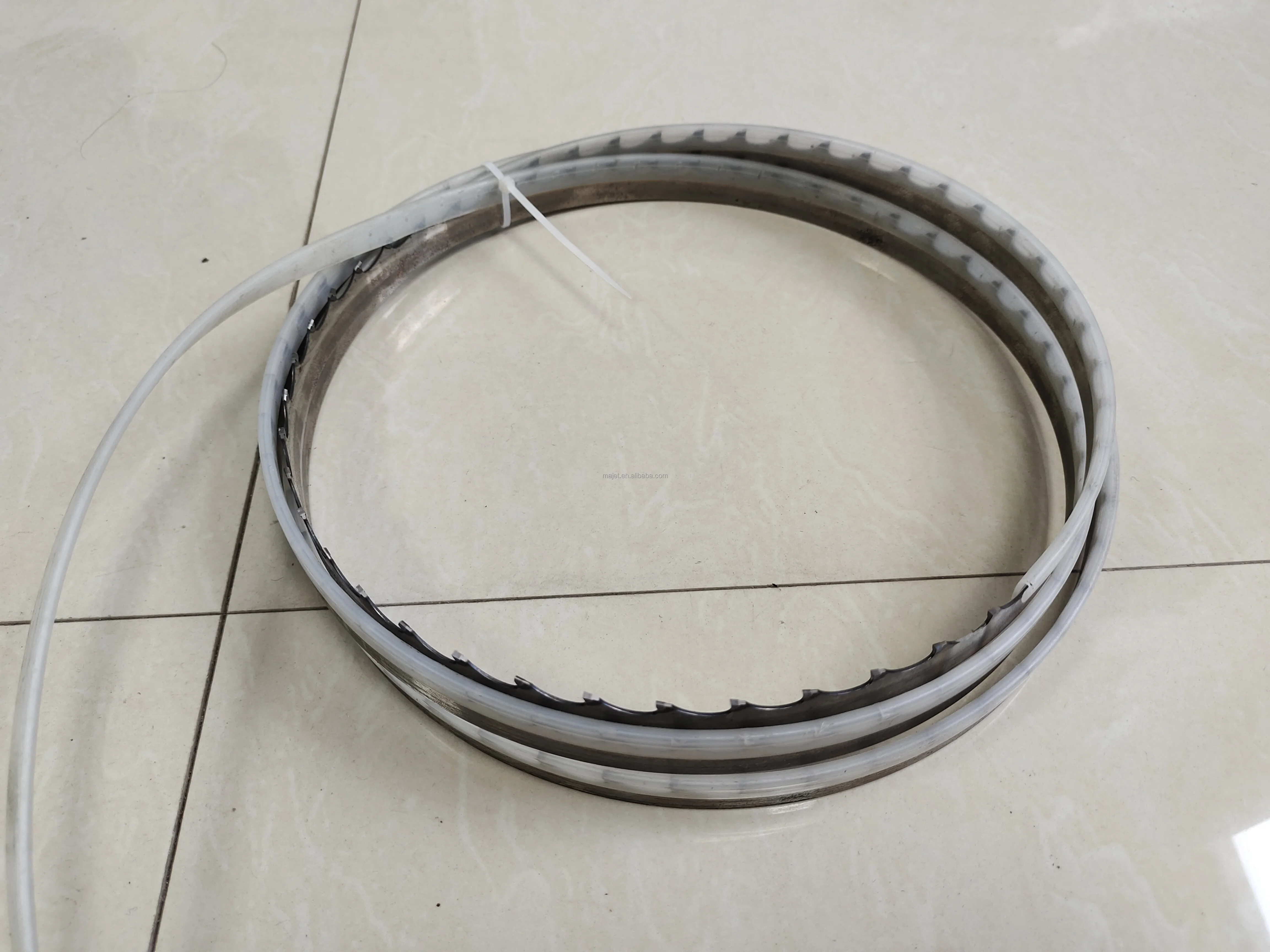 saw blade.jpg