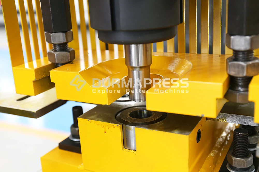 Multi Function Iron Worker Portable Punching and Shearing Machine Hydraulic Punch Machine and Ironworker