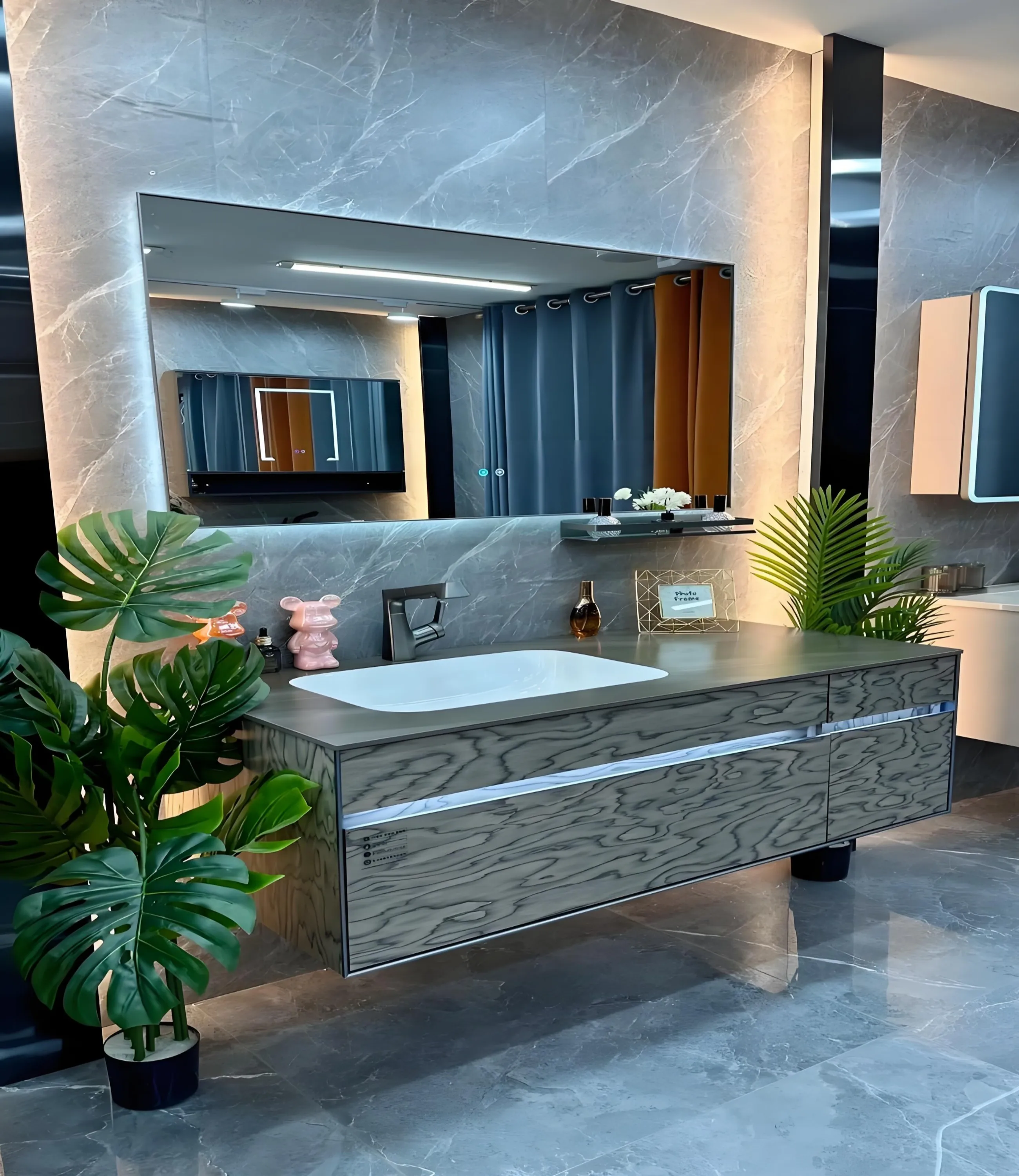 LED smart bathroom mirror showing anti-fog clarity