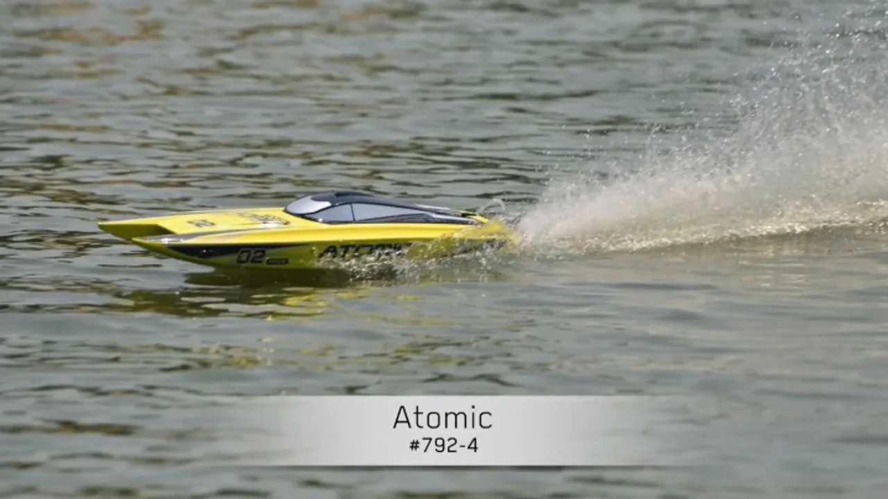 HOSHI 792-4 RC Boat - High Speed Racing Remote Control Boat