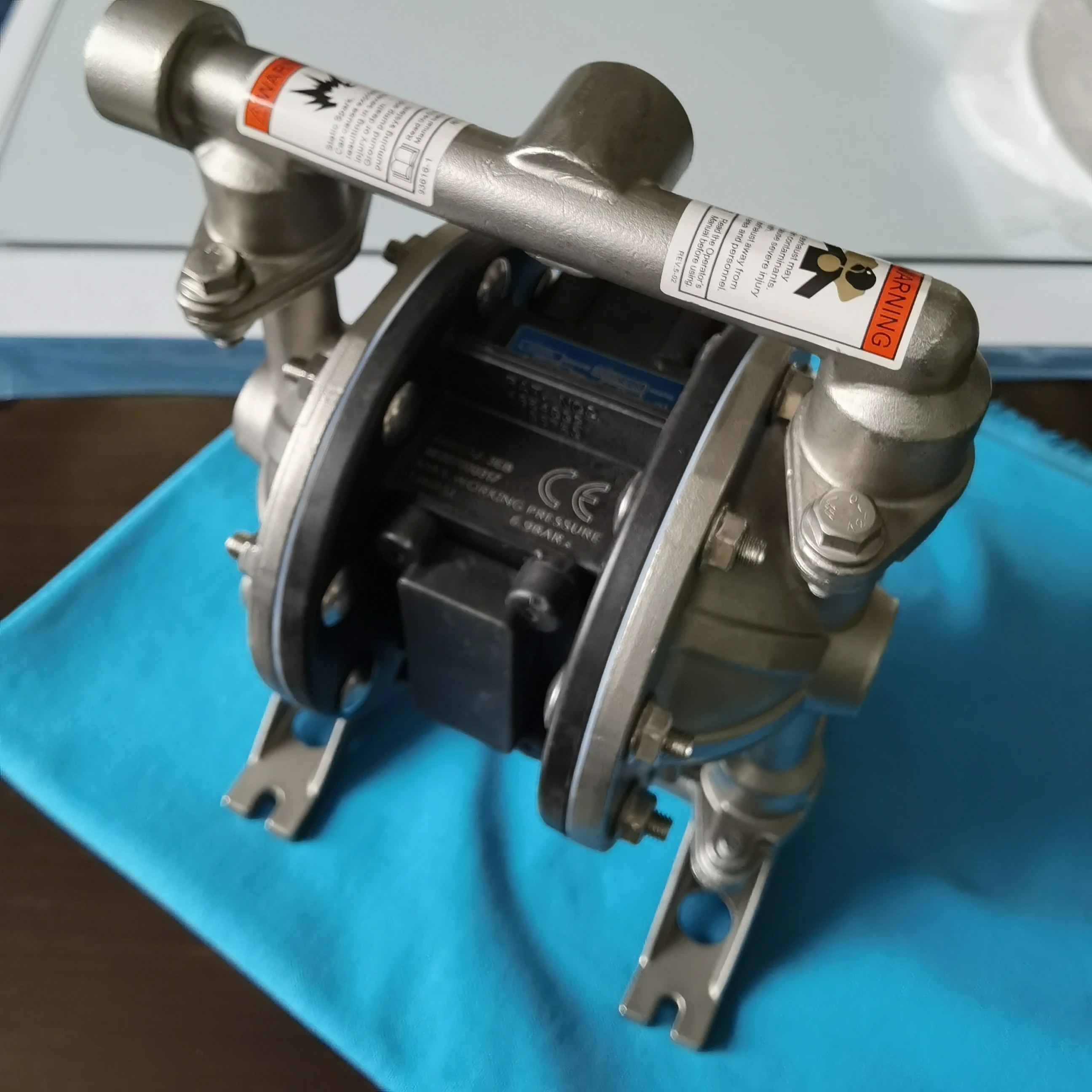 ARO Pneumatic diaphragm pump with PTFE diaphragm the ARO AODD  pump factory