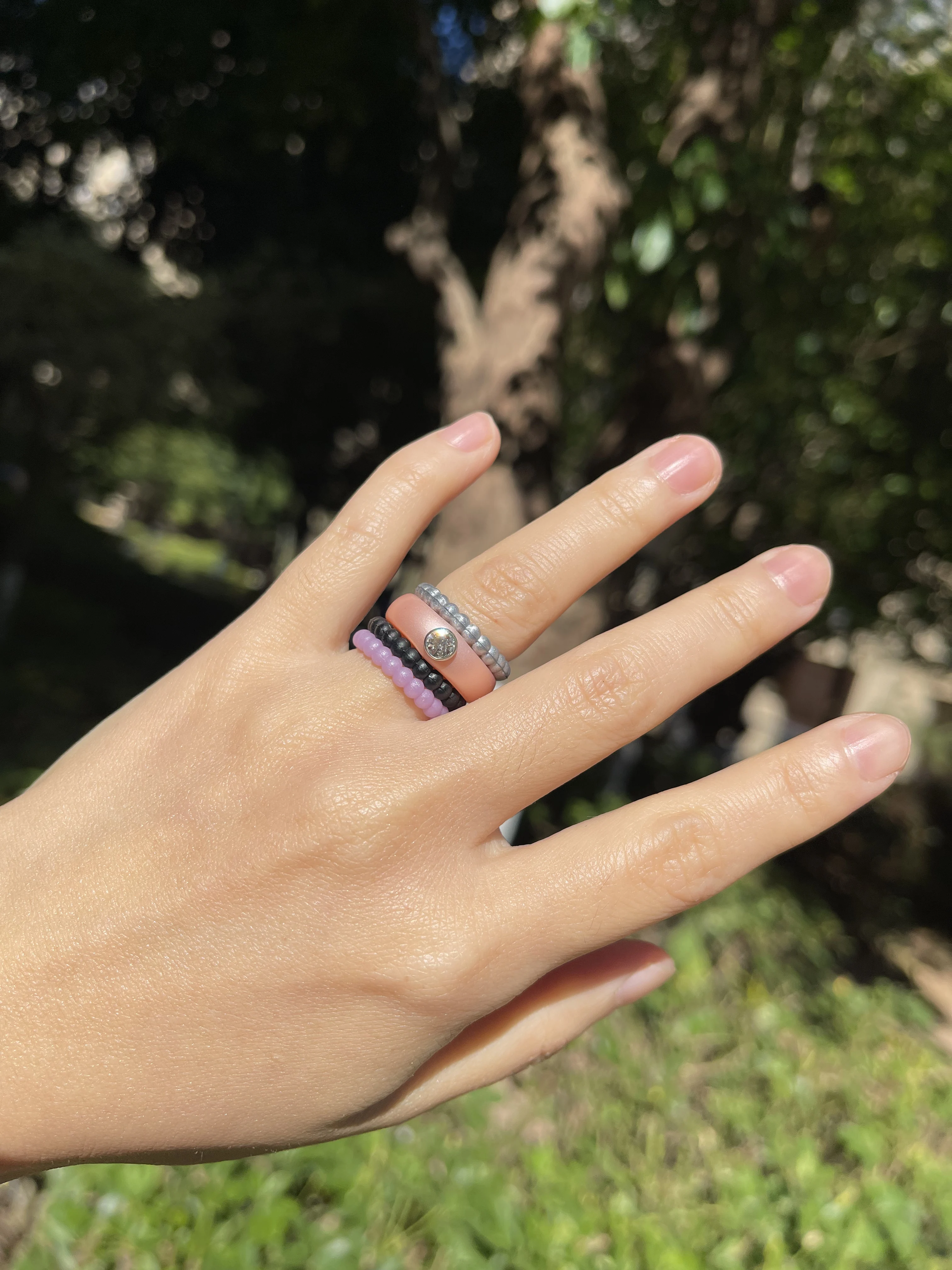 Metallic Color Silicone Diamond Wedding Ring Customized Logo