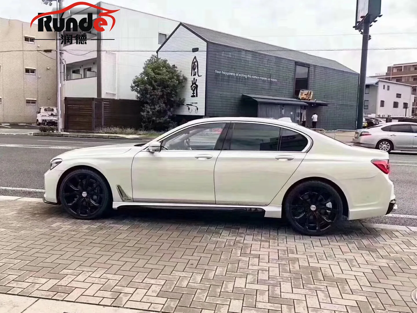 RD WD Style FRP Material Wide Body Kits Front Rear Bumper Side Skirts for BMW 7 Series G11 G12 Body Kit