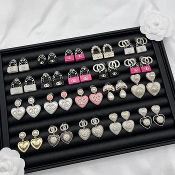 CC Brand Love Charm Designer Channel Luxury Stud Vintage Chunky Hearts Zirconia Earstuds Earrings Jewelry For Women