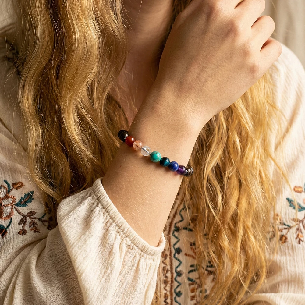 Lobster clasp detail