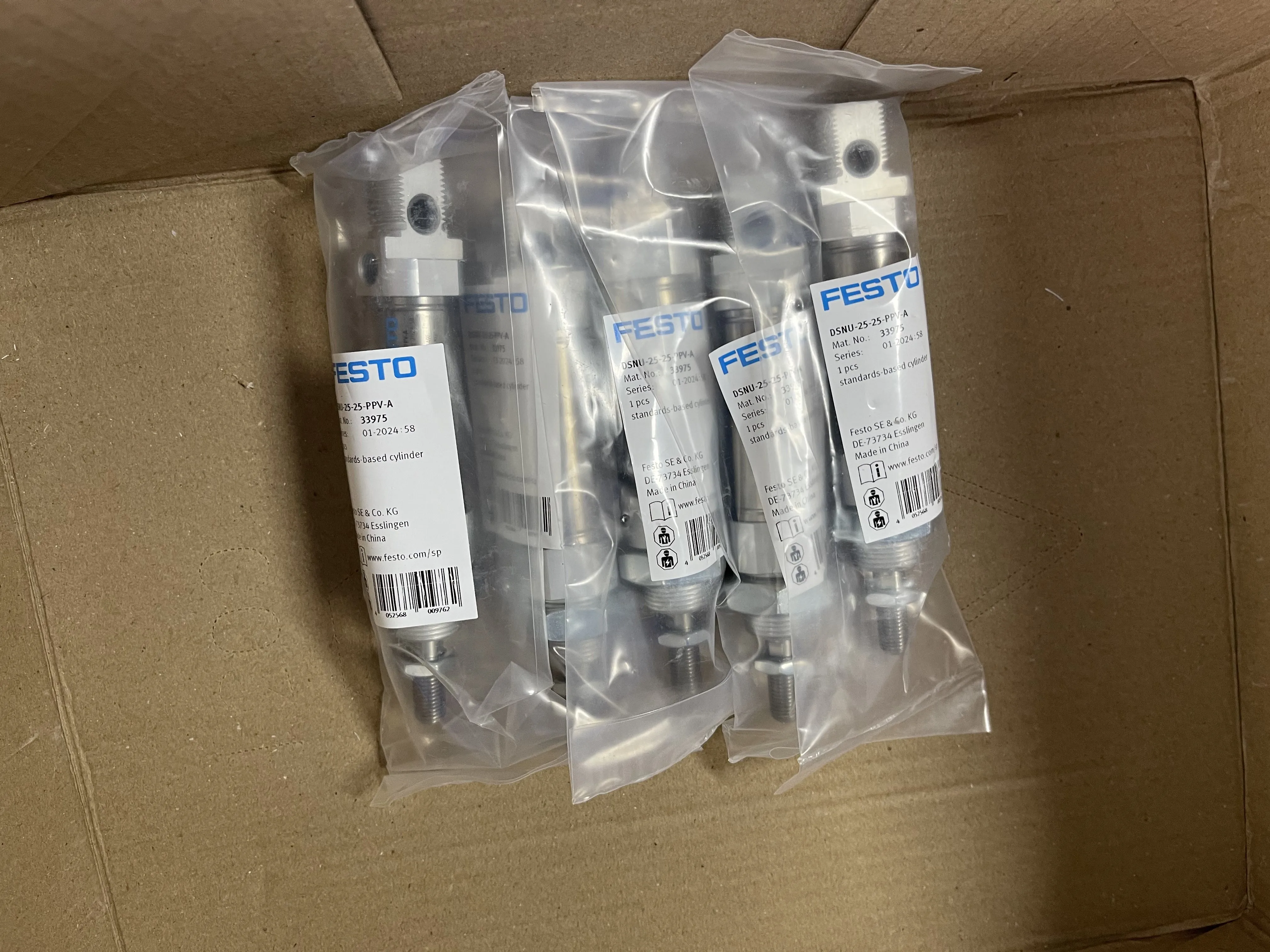 Festo Round Cylinder DSNU-25-25-PPV-A Festo Round Cylinder DSNU-25-25-PPV-A