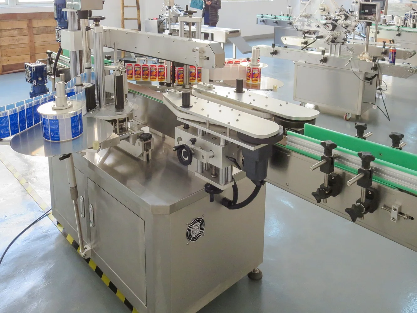 YM620 Automatic square Bottle Double Sides Sticker Labeler Application Front and Back Face Labeling Machine