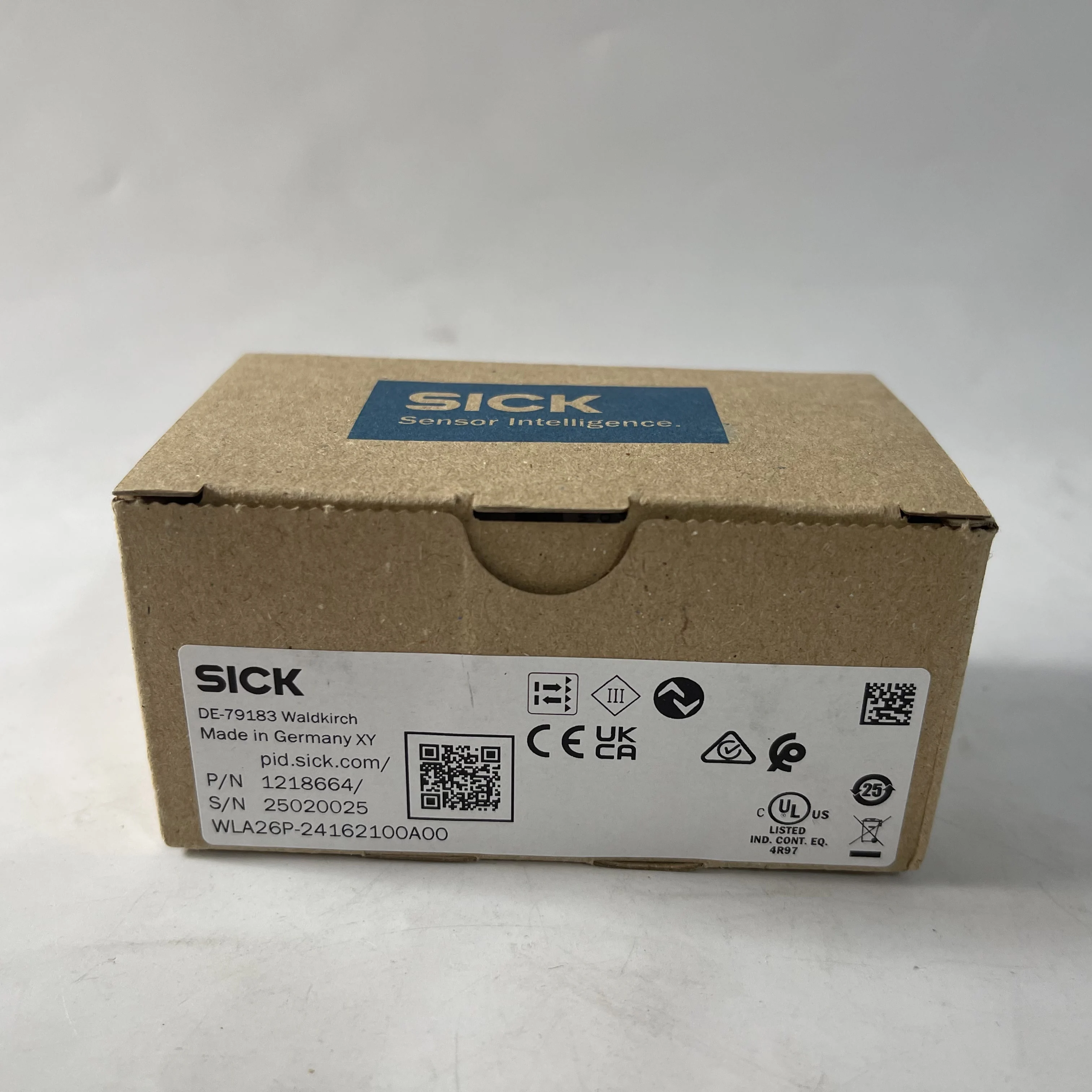 SICK Photoelectric Sensor WLA26P-24162100A00 SICK Photoelectric Sensor WLA26P-24162100A00