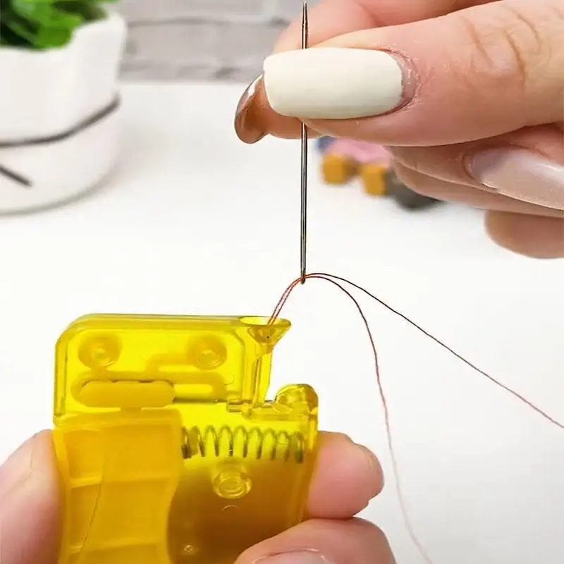Needle Sewing Tool Accessories 7*3.5cm Automatic Threader Manual Sewing Needle Threader Embroidery & Hand Sewing Box