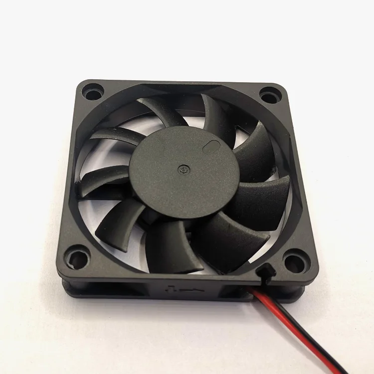 サンエス　PRO12v 最大風量81L！ 建准SUNON KDE1208PKV3 8CM 12V 0.8W 超静音8020磁悬浮散热风扇