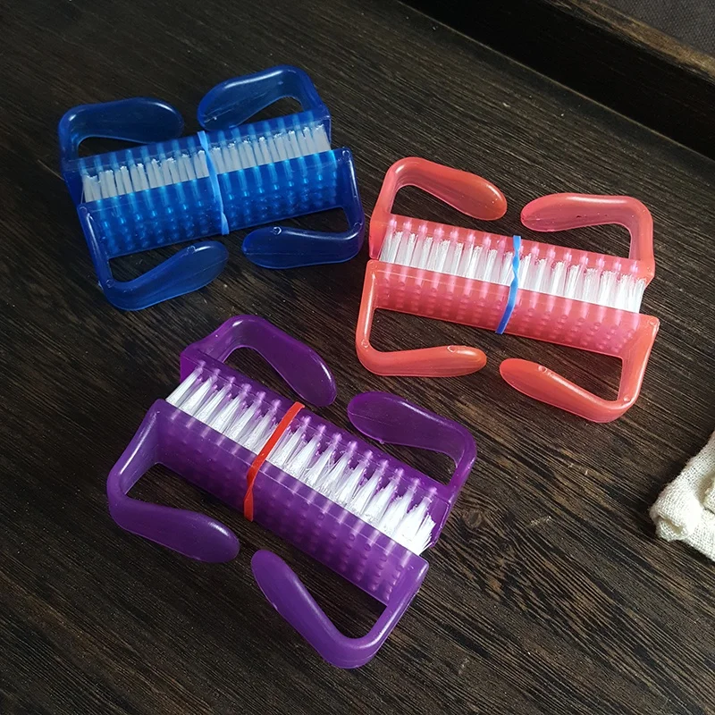 nail dust brush